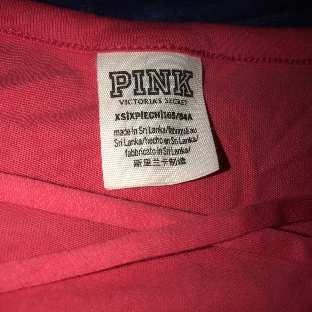 Pink tee 😍 - Picture 2 of 2